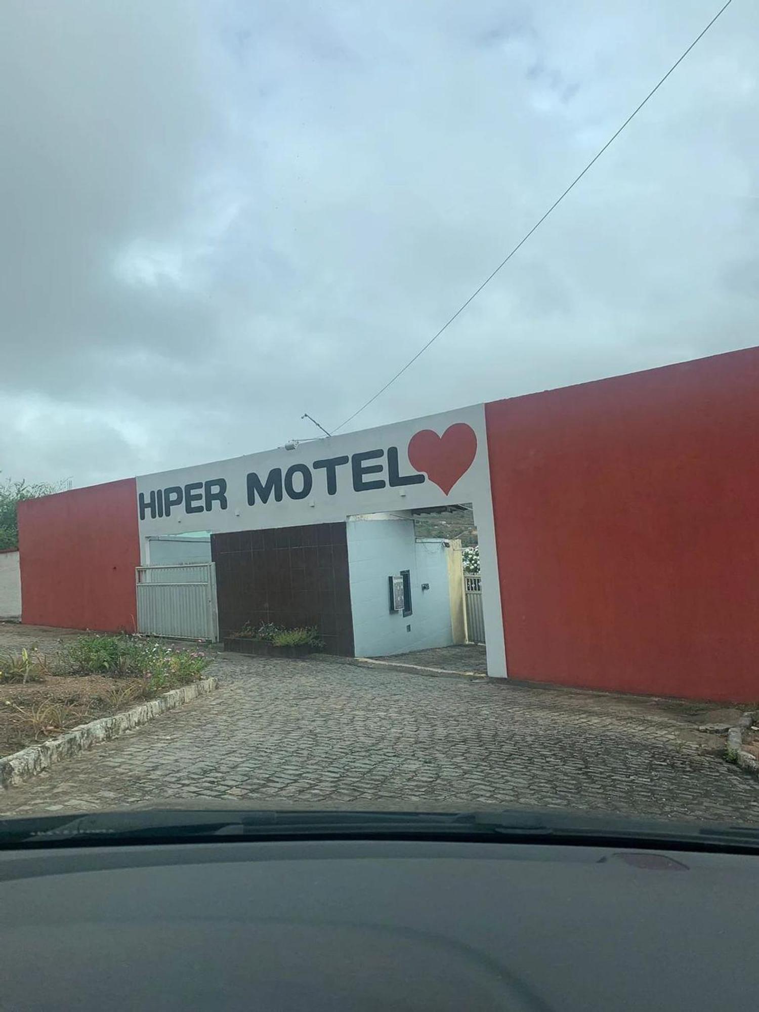 Temporada Cg - Hiper Motel Кампина Гранди Екстериор снимка